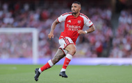 Barca đau đầu với bài toán đăng ký Gabriel Jesus