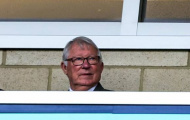 Sir Alex Ferguson nén đau đến sân cổ vũ Man Utd