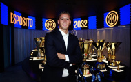 Esposito gia hạn với Inter, Arsenal và MU vỡ mộng