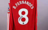 Áo đấu trận Bruno Fernandes lập hat-trick được MU bán với mức giá khó tin