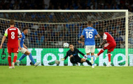 Arsenal hạ Napoli nhưng báo động đỏ khâu dứt điểm