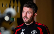 Carrick yêu cầu Man United thực tế tại Champions League