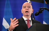Liên đoàn bóng đá Pháp rút lại tín nhiệm với Gianni Infantino