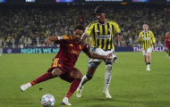 Sao Fenerbahce ngơ ngác hay tin HLV trưởng từ chức ngay sau trận