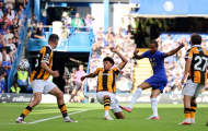 Joao Pedro tỏa sáng nhưng nỗi lo hàng thủ vẫn còn ở Chelsea