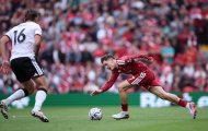 Lối chơi cường độ cao đang bào mòn đôi chân Liverpool