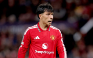 Lisandro Martinez tố VAR mắc sai lầm ở trận derby Manchester