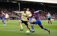 Tyrick Mitchell - Món hời hoàn hảo giải cứu cánh trái Man Utd