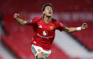 JJ Gabriel tập luyện tại Barcelona, chờ ngày rời Man United