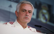 Mourinho cười trừ trước cuộc chiến pháp lý của Man City
