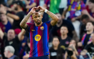 Gabriel Jesus giải bài toán mang tên Raphinha cho Hansi Flick