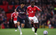 Carrick cập nhật tình hình của Mainoo và Luke Shaw trước Atletico