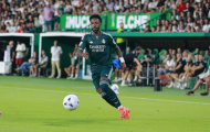 Mourinho đau lòng khi thấy Vinicius sa sút