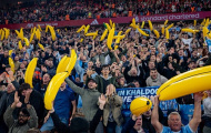 Cựu sao Man City kiếm đậm nhờ bán chuối bơm hơi giá 10 bảng