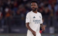 Mourinho cảnh báo Vinicius phải nỗ lực vượt qua sa sút