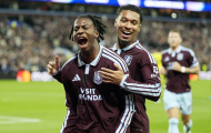 Real và Barca săn đón Johan Manzambi của Aston Villa