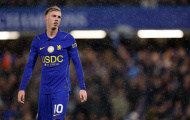 Gary Neville chỉ trích nặng nề thẻ đỏ của Cole Palmer