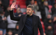 Carragher khuyên MU nên sa thải Carrick ngay đêm nay