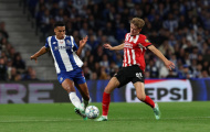 Porto làm khó MU ở thương vụ hậu vệ Alberto Costa