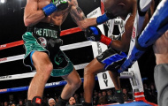 Thách đấu nhà vô địch WBC, 'ông lão' 51 tuổi bị đấm văng khỏi võ đài