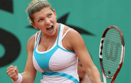 Halep: Người đẹp ngực bự vượt lên chính mình