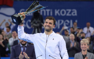 'Federer mới' gây sốc
