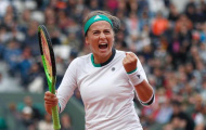Jelena Ostapenko bay cao ở tuổi 20