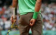 Nadal sẽ phải bỏ thói quen móc đũng quần