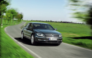Volkswagen Phaeton chuẩn bị về Việt Nam