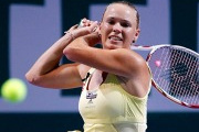 Video WTA Sydney: Wozniacki vất vả vượt qua Cibulkova tại vòng 2