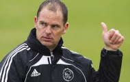 Video: HLV Frank De Boer biểu diễn kĩ thuật trong buổi tập cùng Ajax