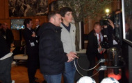 Pique tự nhận giỏi hơn Rooney