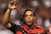 Video: Pha khống chế bóng chỉ có ở Ronaldinho