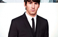 Lionel Messi: Từ cậu bé chậm lớn đến cỗ máy quảng cáo