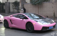Siêu xe Lamborghini Gallardo nữ tính với sắc hồng