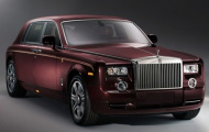 Rolls-Royce Phantom in hình rồng 'cháy hàng'
