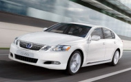 Hãng Toyota giới thiệu 3 mẫu Lexus GS sedan mới