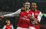 Van Persie thoát án, Cabaye bị xử