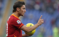 Totti cầu viện CĐV