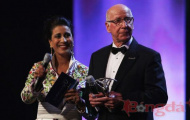 Sir Bobby Charlton phải phẫu thuật