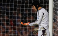Petr Cech vẫn chưa hết “cay” vì Chelsea hòa M.U