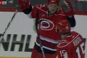Video NHL: Pha cướp bóng phản công cực nhanh của Jiri Tlusty (Carolina)