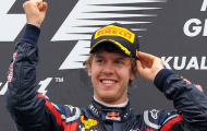 Sebastian Vettel hướng đến hat-trick danh hiệu cùng xe mới RB8