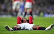 Liverpool muốn hạ M.U, hãy khai thác triệt để Evra