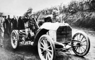 10 giải đua huyền thoại làm nên lịch sử đua xe thế giới