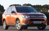 Mitsubishi sắp ra chiếc hybrid plug-in Outlander