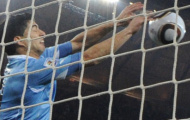 6 hành động đáng bị phê phán của Luis Suarez