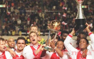 Vì sao gã khổng lồ Ajax gục ngã?