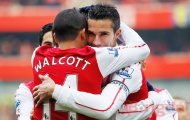 HLV Wenger lên kế hoạch 'trảm' Walcott - Van Persie