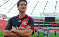 Leverkusen mở ra cơ hội để Queens Park Rangers chiêu mộ Ballack